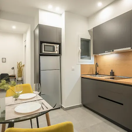 Home In Athènes Extérieur photo