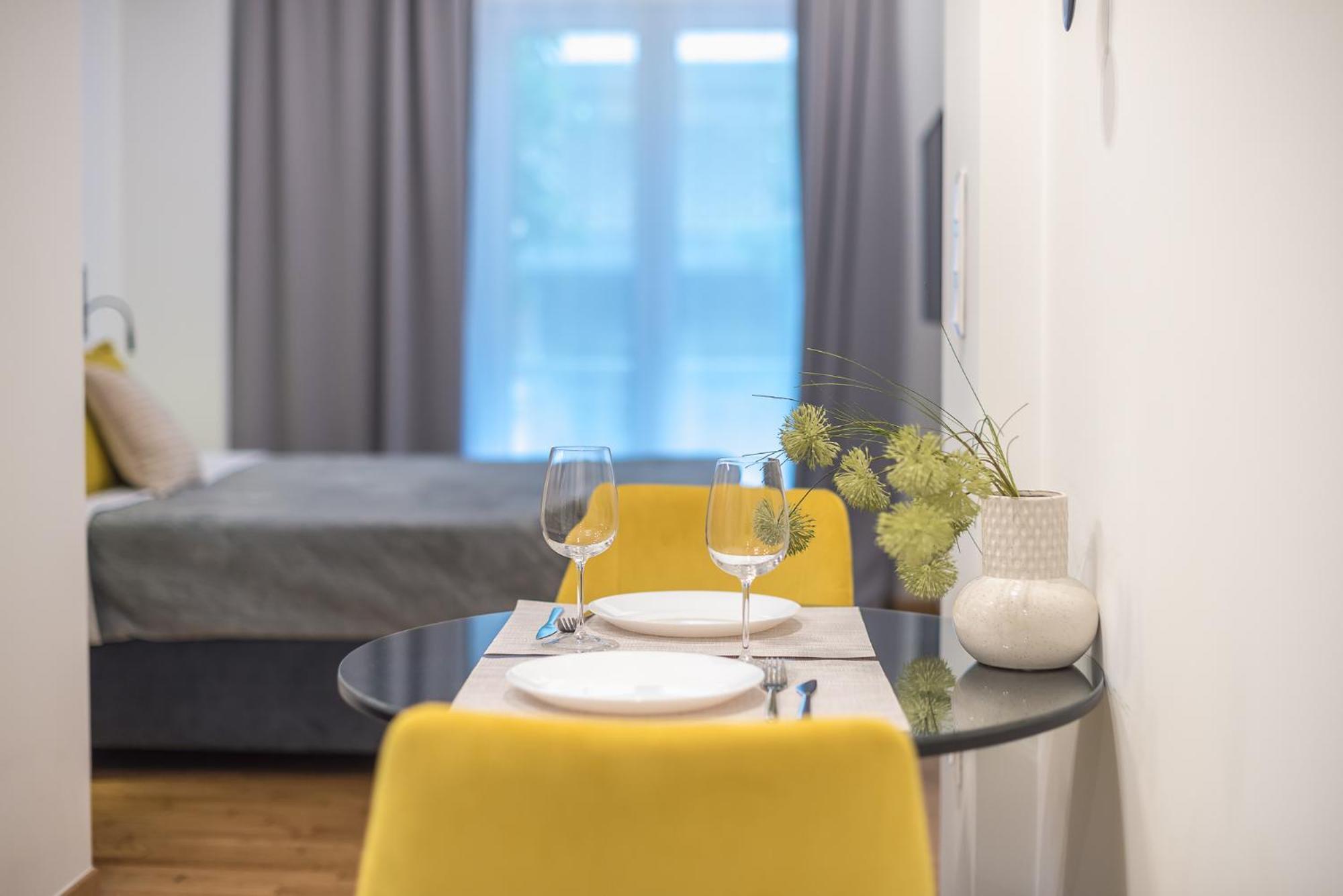 Apartament In *